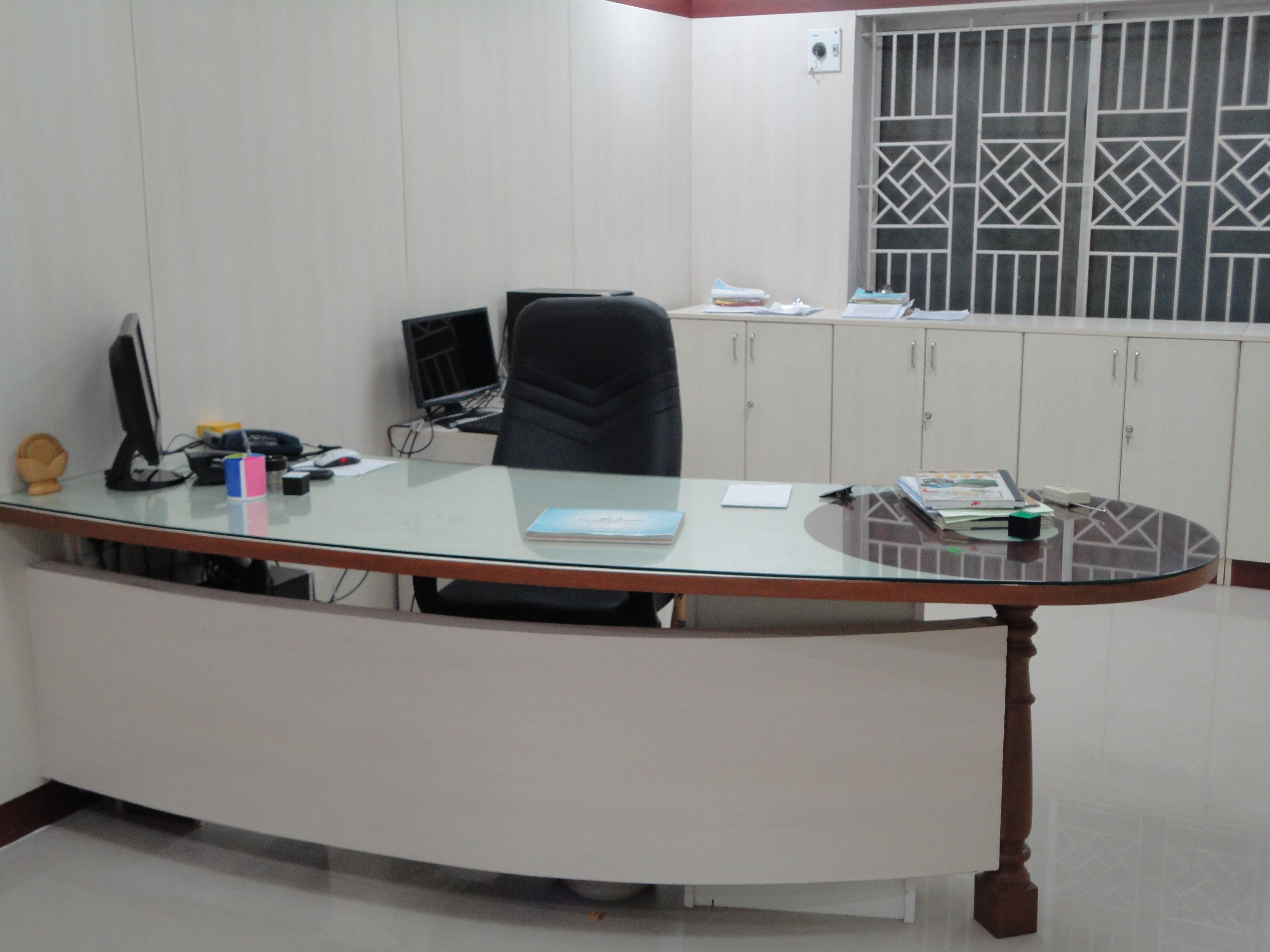 geevee-interior-design-commercial-works